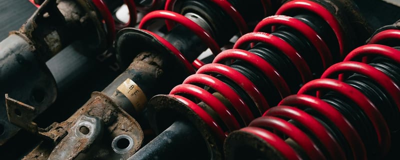 Car suspension struts and coil springs